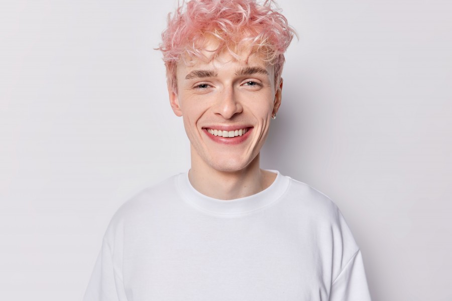 Comment faire pour avoir les cheveux roses ?